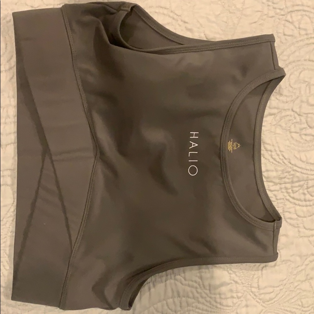 Halio sports crop top